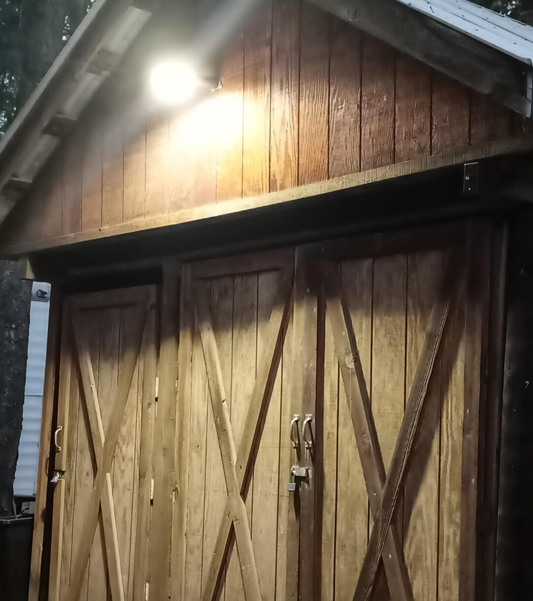 AKK LED Barn Light AKK LED Barn Light, AKK LED Parking Lot Light, AKK Parking Lot Light, AKK LED Wall Pack Light, AKK LED Wall Pack, AKK Smart Outdoor Lantern Light